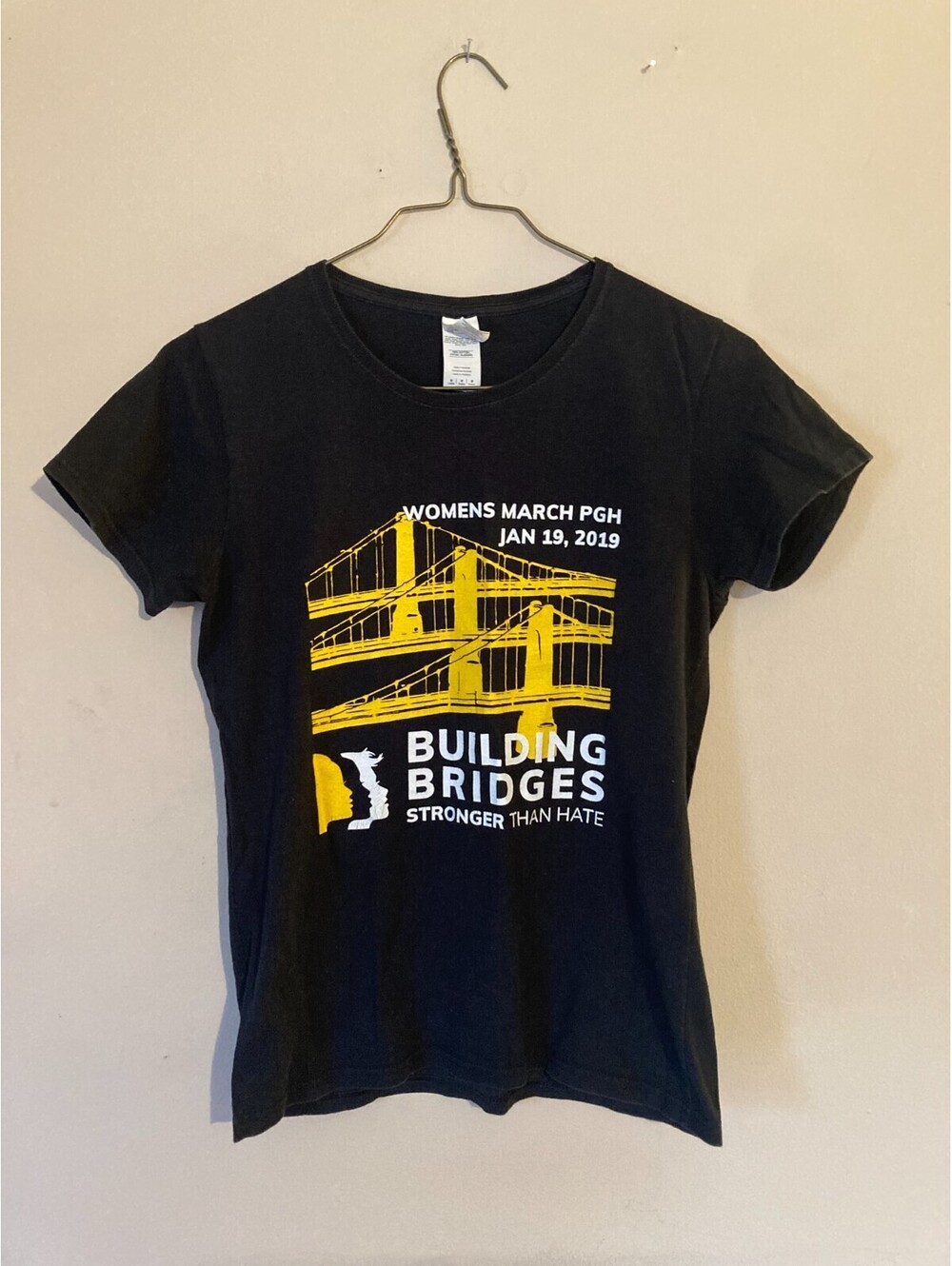 Building Bridges - Womans March PGH JAN 19 2009 T Shirt - Black Size M